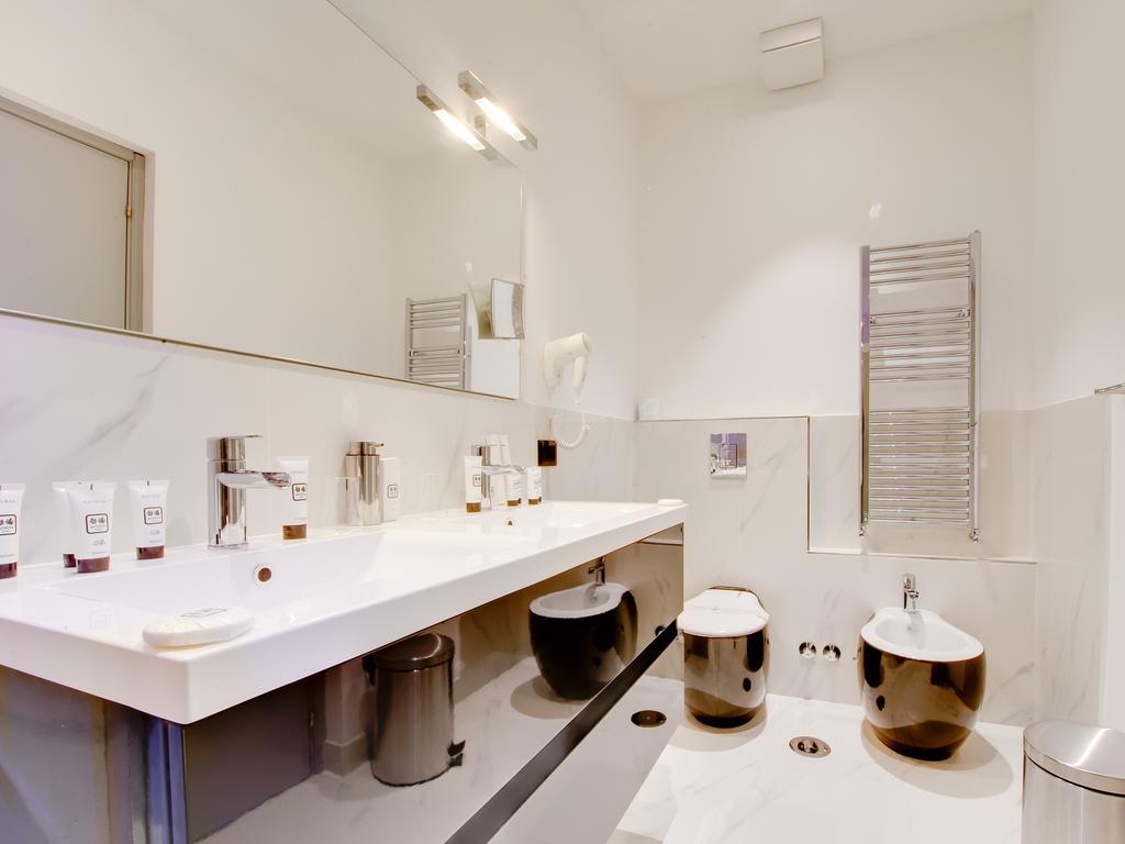 Queen Palace Pensionat 2*